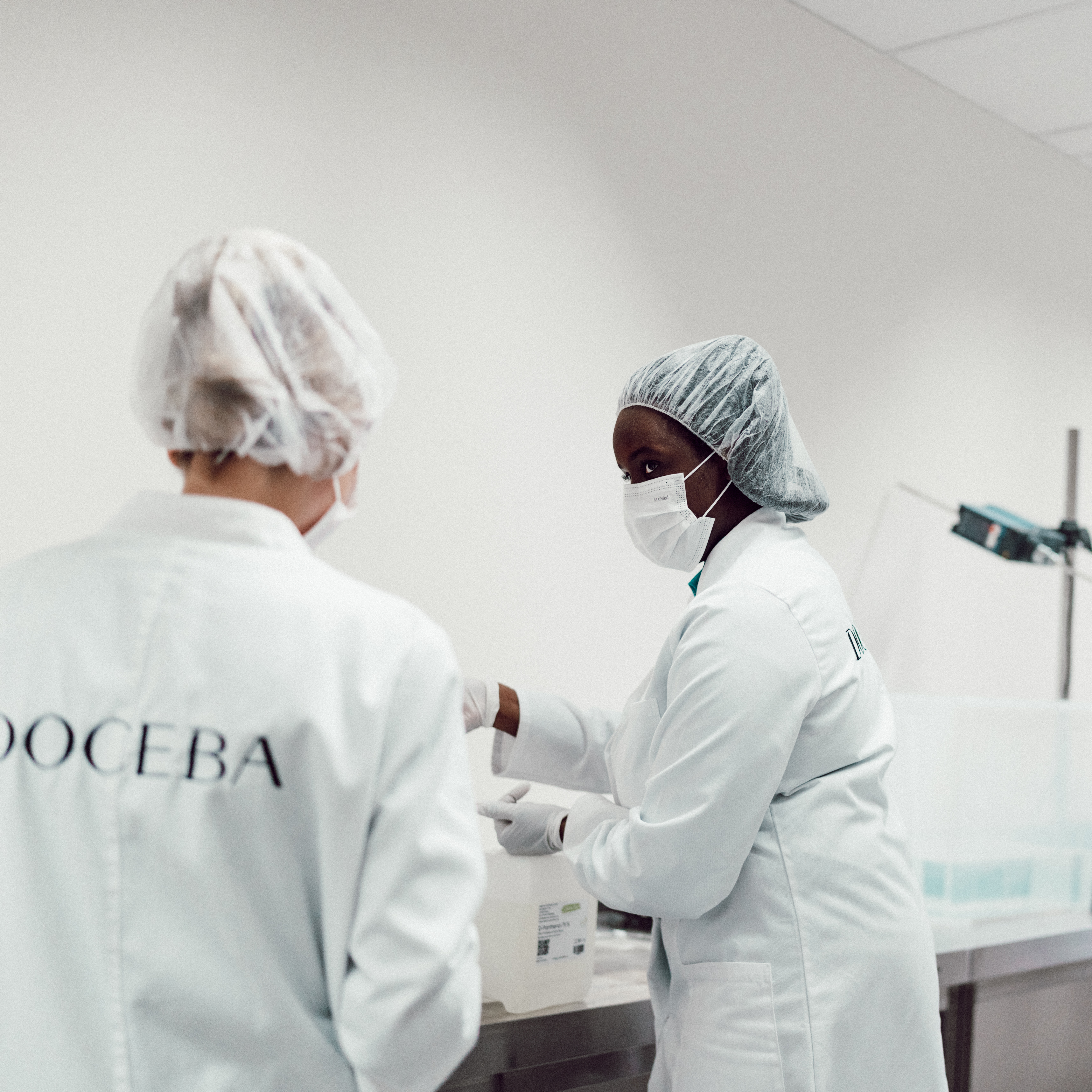 Gründerinnen im DOCEBA Labor in Bielefeld